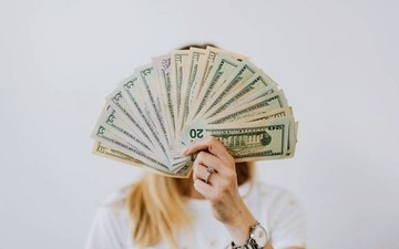 大發財！獅子領獎金到手軟、雙魚偏財直覺神準　4星座開春財富雨連下30天