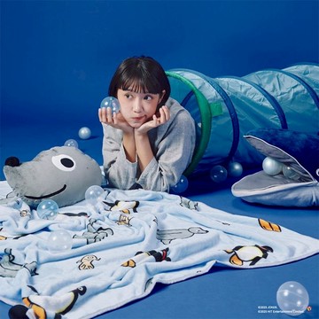 Pingu™ 兩用造型抱枕毯 - Robby / 企鵝家族聯名