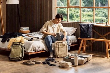 2026 出國登機包推薦！旅人休閒擴充後背包 38L 開箱，從日常通勤到 3 天出國一包搞定！